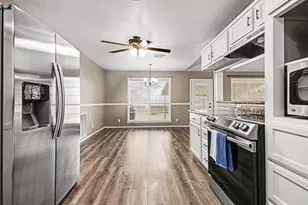 21503 Pecan Bend Rd, Damon, TX 77430 - Photo 13