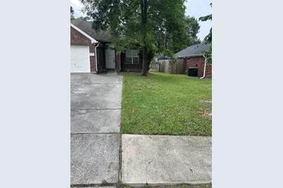 202 Canterbury Drive, Conroe, TX 77303 - Photo 1