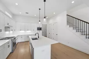 5004 Darling St, Houston, TX 77007 - Photo 9