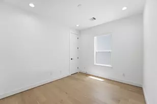 5004 Darling St, Houston, TX 77007 - Photo 21