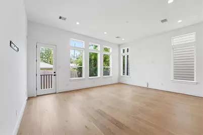 5004 Darling Street, Houston, TX 77007 - Photo 15