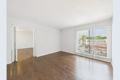 2822 S Bartell Drive #39, Houston, TX 77054 - Photo 9