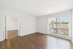 2822 S Bartell Dr, Houston, TX 77054 - Photo 9