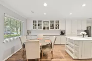 14102 Pinerock Ln, Houston, TX 77079 - Photo 7