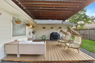 14102 Pinerock Ln, Houston, TX 77079 - Photo 35