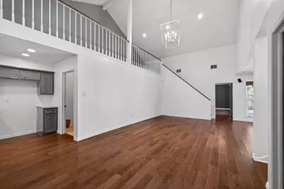 10707 Boardwalk Street, Houston, TX 77042 - Photo 5