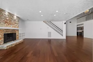 10707 Boardwalk St, Houston, TX 77042 - Photo 43