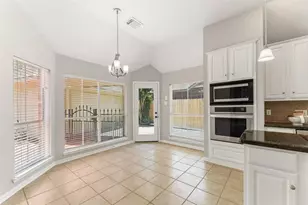 1202 Hathorn Way Dr, Houston, TX 77094 - Photo 13