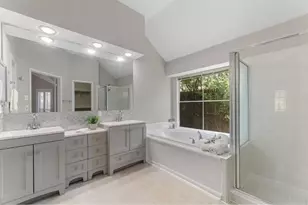 1202 Hathorn Way Dr, Houston, TX 77094 - Photo 17