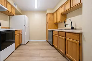 8529 Hearth Dr, Houston, TX 77054 - Photo 15