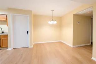 8529 Hearth Dr, Houston, TX 77054 - Photo 7