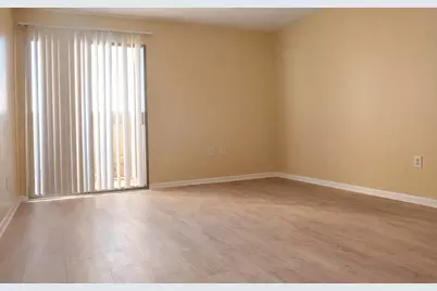 8529 Hearth Drive #23, Houston, TX 77054 - Photo 5