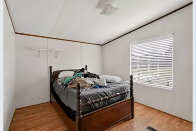 8625 Sandy Point Road, Bryan, TX 77807 - Photo 37