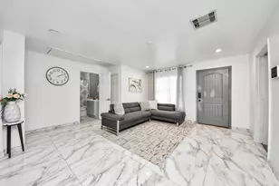 220 Styers St, Houston, TX 77022 - Photo 9