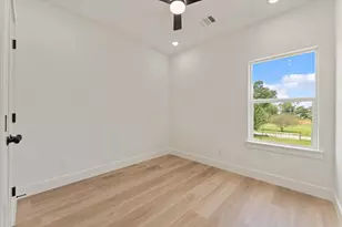 9119 Henrietta St, Houston, TX 77088 - Photo 19