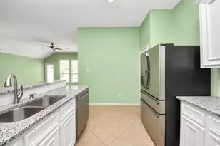 5115 Carson Hill Ln, Houston, TX 77092 - Photo 17