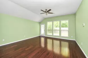 5115 Carson Hill Ln, Houston, TX 77092 - Photo 19