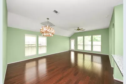 5115 Carson Hill Lane, Houston, TX 77092 - Photo 19