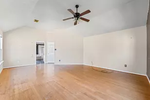 1306 Hunter Wood Dr, League City, TX 77573 - Photo 29