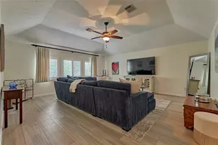 11 Filigree Pines Pl, The Woodlands, TX 77382 - Photo 25
