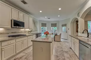 11 Filigree Pines Pl, The Woodlands, TX 77382 - Photo 17