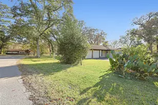 5422 Styling Dr, Houston, TX 77016 - Photo 3