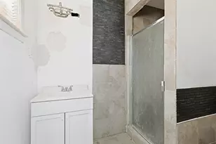 5422 Styling Dr, Houston, TX 77016 - Photo 15