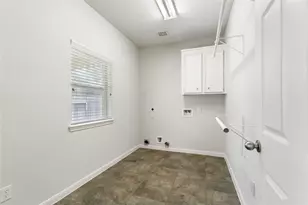 25827 Austin Springs St, Spring, TX 77373 - Photo 29