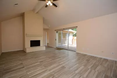 15 S Tallowberry Dr, Spring, TX 77381 - Photo 5