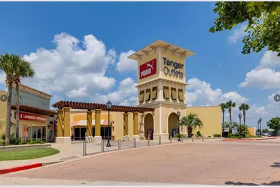 2816 Ravine Bluffs Court, League City, TX 77573 - Photo 15