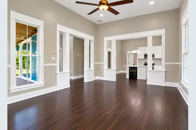 501 E State Street, Eagle Lake, TX 77434 - Photo 9