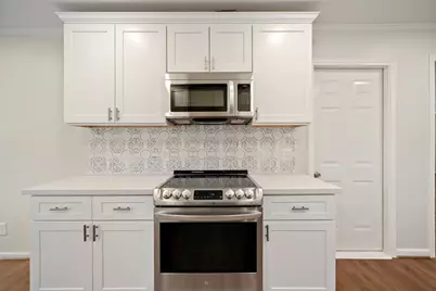 1807 Shadow Bend Drive, Houston, TX 77043 - Photo 9