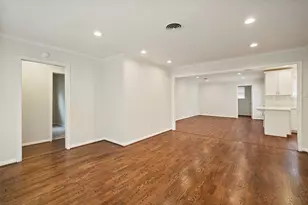 1807 Shadow Bend Dr, Houston, TX 77043 - Photo 7