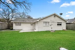 1807 Shadow Bend Dr, Houston, TX 77043 - Photo 25