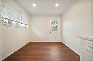 1807 Shadow Bend Dr, Houston, TX 77043 - Photo 15