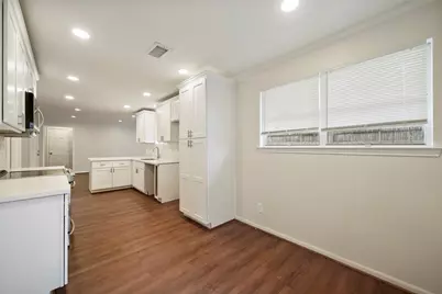 1807 Shadow Bend Drive, Houston, TX 77043 - Photo 13