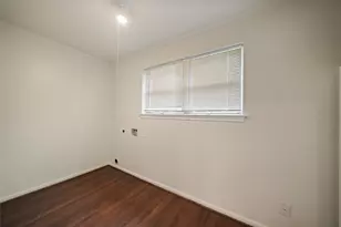 1807 Shadow Bend Dr, Houston, TX 77043 - Photo 21