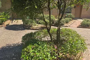 600 Hilliard St, Conroe, TX 77301 - Photo 17