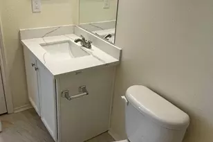 907 Grand Plains Dr, Houston, TX 77090 - Photo 9