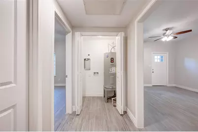 72 Burress Street #3, Houston, TX 77022 - Photo 17