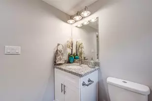 72 Burress St, Houston, TX 77022 - Photo 7