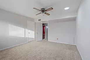 11607 Chimney Rock Rd, Houston, TX 77035 - Photo 17