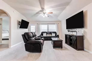7039 Primrose Rd, Baytown, TX 77521 - Photo 11