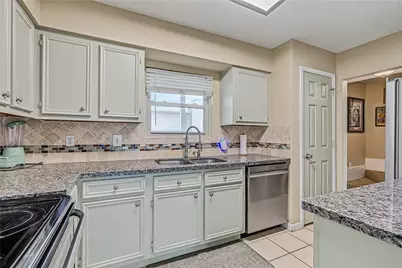 4011 Nasa Rd 1 Parkway #511, El Lago, TX 77586 - Photo 19