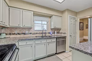 4011 Nasa Rd 1 Pkwy, El Lago, TX 77586 - Photo 19