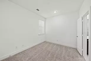 527 Pk Hl Ct, Stafford, TX 77477 - Photo 13