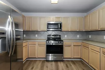6403 Misty Brook Bend Court, Spring, TX 77379 - Photo 9