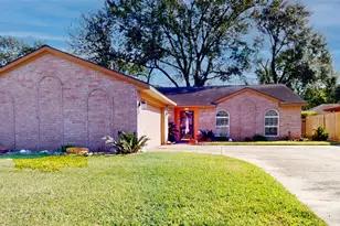 4715 Cypressdale Dr, Spring, TX 77388 - Photo 3