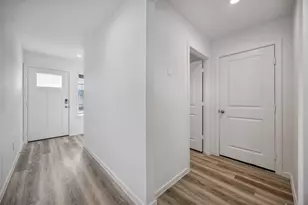 5206 Greengrass Willow Wy, Houston, TX 77048 - Photo 5