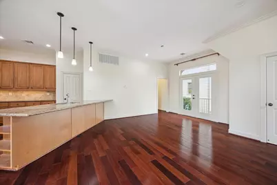 415 Tuam Street, Houston, TX 77006 - Photo 5